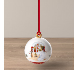 Bombka Dziewczynka przy choince Annual Christmas Edition Villeroy & Boch